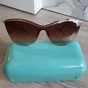 🌸NEW🌸 Tiffany & Co. Sunglasses